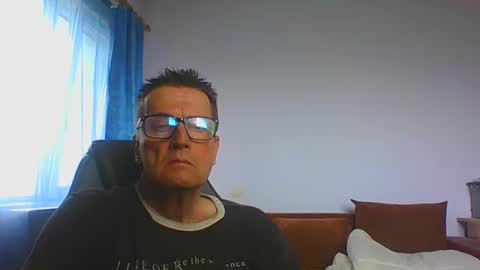 ulmeni7 online show from June 5, 9:04 am