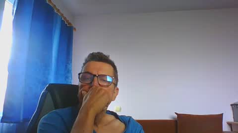 ulmeni7 online show from June 12, 6:56 am