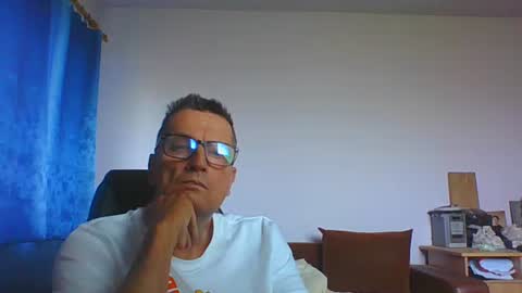 ulmeni7 online show from June 19, 7:01 am