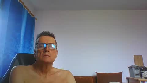 ulmeni7 online show from July 3, 11:27 am