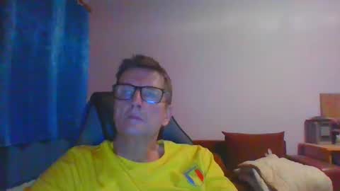 ulmeni7 online show from July 30, 7:02 pm