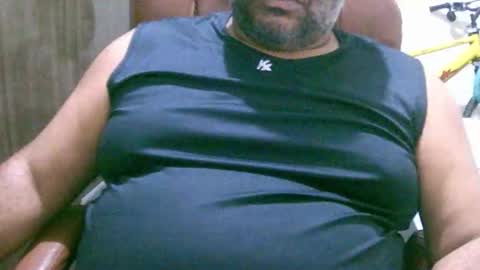 ulmo_br online show from November 20, 12:11 am