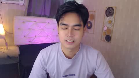 Alex online show from November 13, 6:29 pm