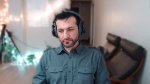 Snapshot of ultratoaster chatting on January 14, 1:58 am ultratoaster online show from January 14, 1:58 am