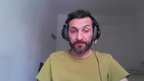 Snapshot of ultratoaster chatting on December 14, 5:29 pm ultratoaster online show from December 14, 5:29 pm