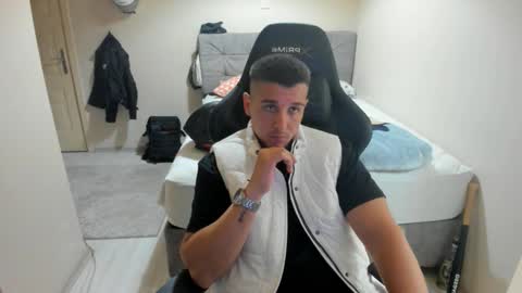 hi im mike tyson -  online show from September 26, 7:40 pm