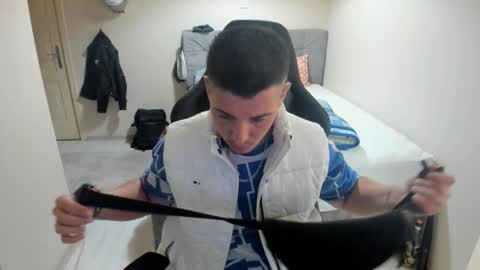 hi im mike tyson -  online show from September 28, 7:52 pm