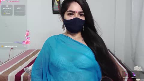 Snapshot of umarany chatting on December 2, 4:35 pm umarani online show from December 2, 4:35 pm