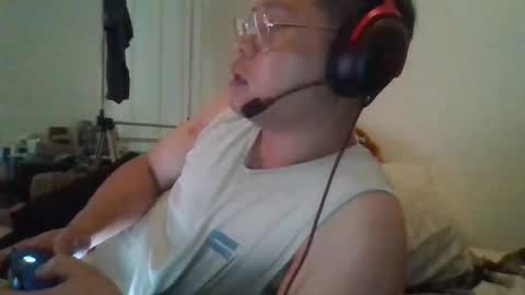 Snapshot of umdenny chatting on March 26, 5:24 am Dennythetruth online show from March 26, 5:24 am