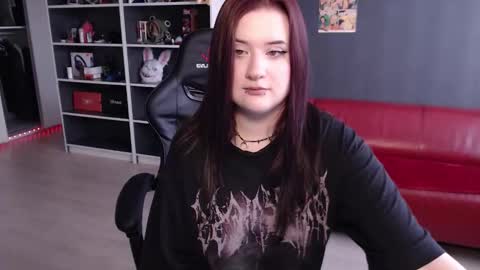 Julia online show from December 16, 4:39 am