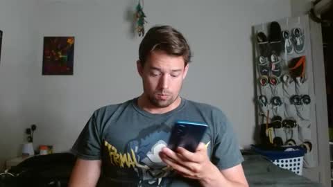 Andrew online show from April 11, 1:43 am