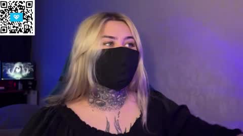 Snapshot of unaxyling chatting on March 17, 8:06 am unaxyling online show from March 17, 8:06 am