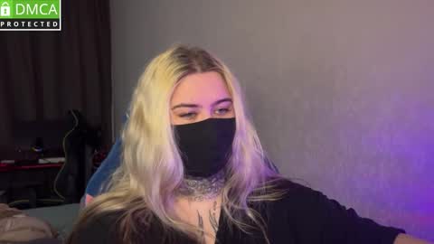 Snapshot of unaxyling chatting on March 25, 6:30 am unaxyling online show from March 25, 6:30 am