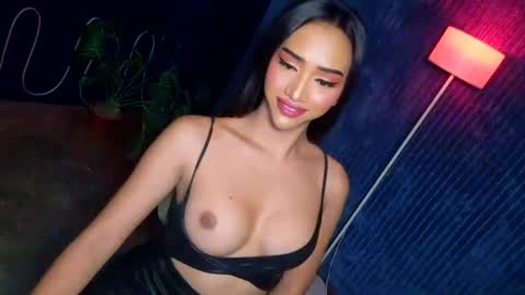 kylie online show from July 19, 7:06 pm