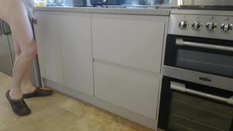 Uncle online show from December 3, 7:43 am