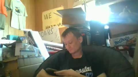 Snapshot of uncut929 chatting on April 6, 9:05 pm uncut929 online show from April 6, 9:05 pm