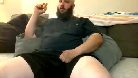 Snapshot of uncutbluecollarcock chatting on March 13, 10:11 am Uncut Rod online show from March 13, 10:11 am