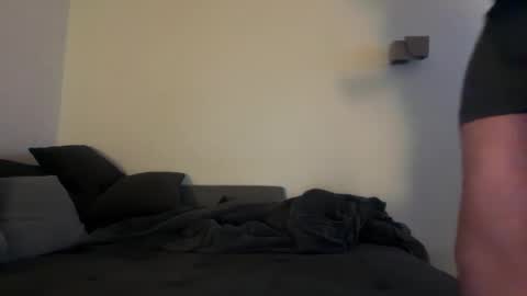 Tom online show from November 3, 10:10 pm