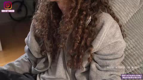 Mister Uncut online show from November 22, 8:52 pm