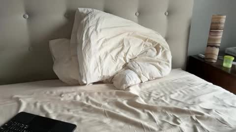 uncutnudist online show from November 29, 5:49 pm