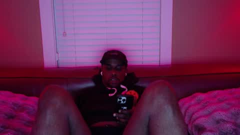 undecidedflame online show from February 10, 2:48 am