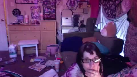 unemployedstripper online show from July 28, 5:23 pm
