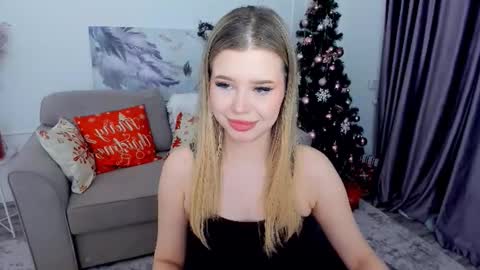 Alice online show from December 21, 7:54 pm