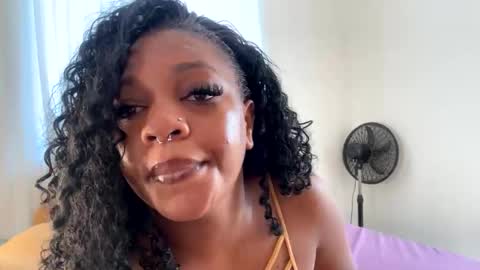 Unholybaddie online show from October 7, 8:00 am