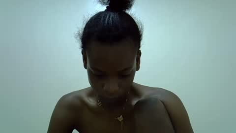 Snapshot of unholymercy chatting on February 23, 4:21 am mercy online show from February 23, 4:21 am