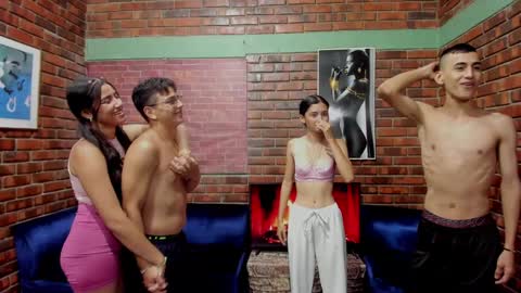 ESTRELLA - JACKSSON - MICHAEL - LUCERO  online show from December 3, 4:36 am