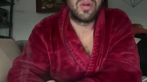 Snapshot of universalstudihoes chatting on January 4, 10:49 am universalstudihoes online show from January 4, 10:49 am