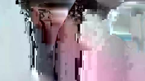 Snapshot of unmeasuredcave25 chatting on May 18, 4:46 pm unmeasuredcave25 online show from May 18, 4:46 pm