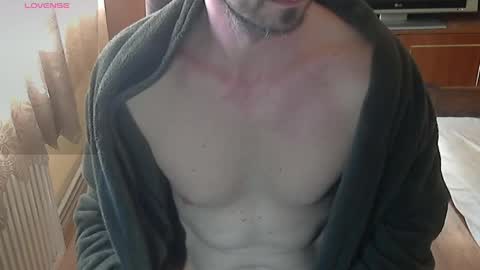 Snapshot of unnamedcock chatting on April 5, 8:55 am unnamedcock online show from April 5, 8:55 am