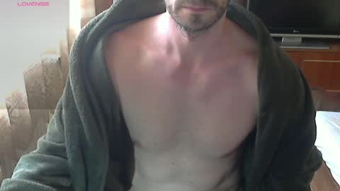 Snapshot of unnamedcock chatting on April 7, 10:26 am unnamedcock online show from April 7, 10:26 am