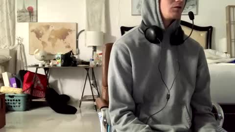 Snapshot of unverifiedbwc chatting on February 16, 11:38 am Stepbro online show from February 16, 11:38 am