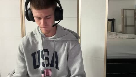 Snapshot of unverifiedbwc chatting on February 20, 11:09 am Stepbro online show from February 20, 11:09 am