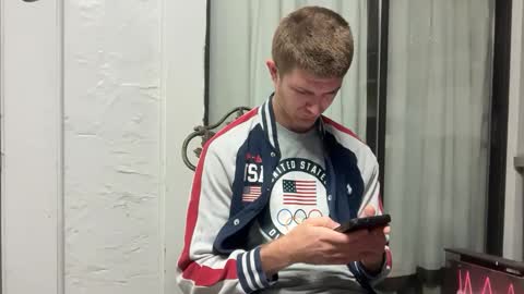 Snapshot of unverifiedbwc chatting on March 4, 10:35 am Stepbro online show from March 4, 10:35 am