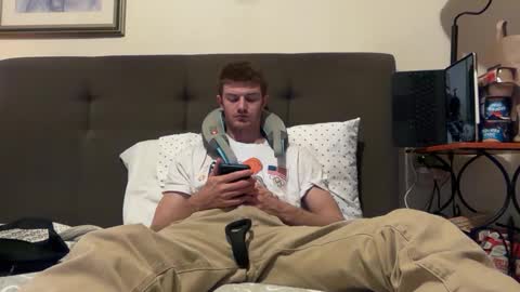 Snapshot of unverifiedbwc chatting on March 7, 4:55 pm Stepbro online show from March 7, 4:55 pm