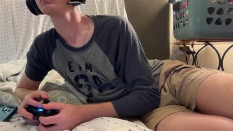 Snapshot of unverifiedbwc chatting on March 12, 9:13 pm Stepbro online show from March 12, 9:13 pm