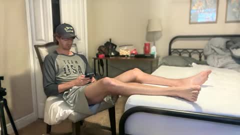 Snapshot of unverifiedbwc chatting on October 1, 10:54 am Stepbro online show from October 1, 10:54 am