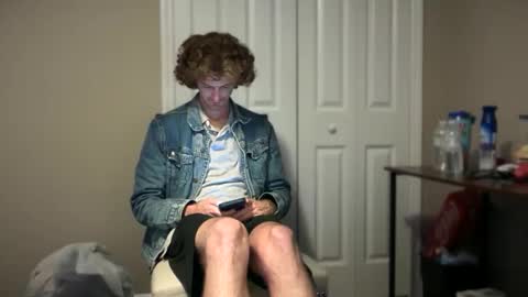 Snapshot of unverifiedbwc chatting on October 22, 11:37 pm Stepbro online show from October 22, 11:37 pm