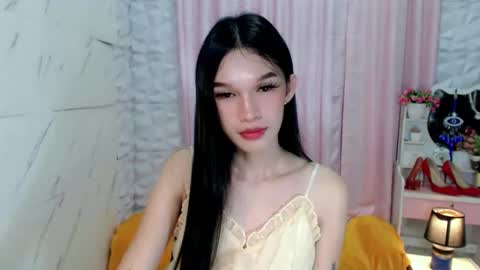 Snapshot of ur_asianbabexxx chatting on November 23, 2:28 pm ur_asianbabexxx online show from November 23, 2:28 pm