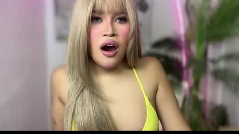 ur_bombshellpatty online show from May 2, 5:29 pm