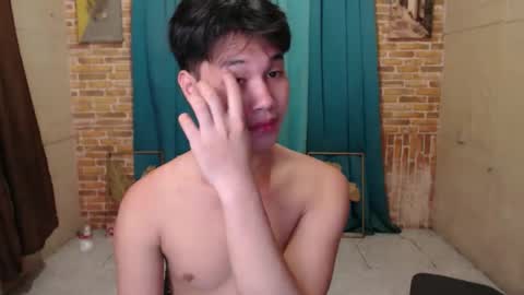 Snapshot of ur_boy_mark chatting on October 23, 10:14 am ur_boy_mark online show from October 23, 10:14 am