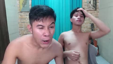 Snapshot of ur_boy_mark chatting on November 28, 10:07 am ur_boy_mark online show from November 28, 10:07 am