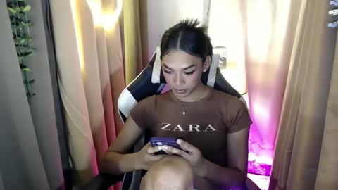 ur_dazzlingmorenaxx online show from November 8, 1:33 pm