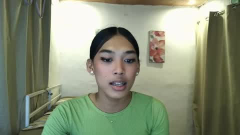 ur_dazzlingmorenaxx online show from July 28, 2:13 pm