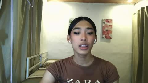 ur_dazzlingmorenaxx online show from August 3, 5:06 am
