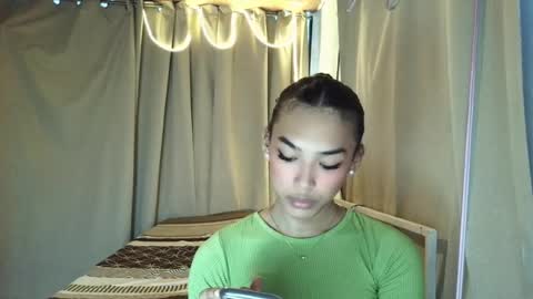 ur_dazzlingmorenaxx online show from August 10, 3:32 am