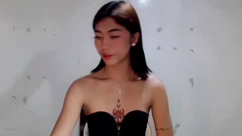        online show from June 3, 11:24 am